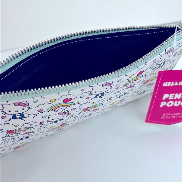 Hello Kitty zippered cosmetic pouch, pencil case, everyday pouch NWT - Picture 7 of 16